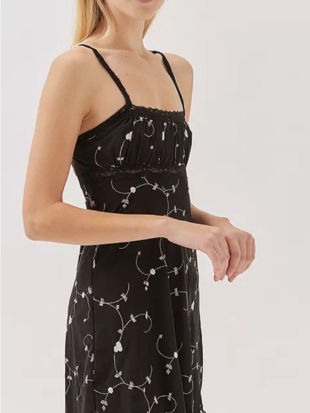 Urban Outfitters UO NIKITA EMBROIDERED HANKY HEM MINI DRESS